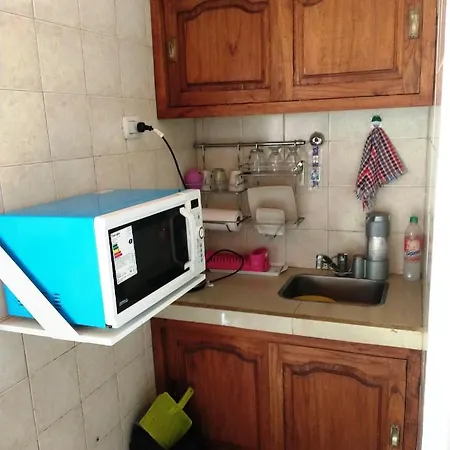 Monoambiente para 2 personas en Neuquén Exterior foto