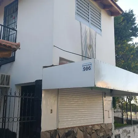 Monoambiente para 2 personas en Neuquén Exterior foto